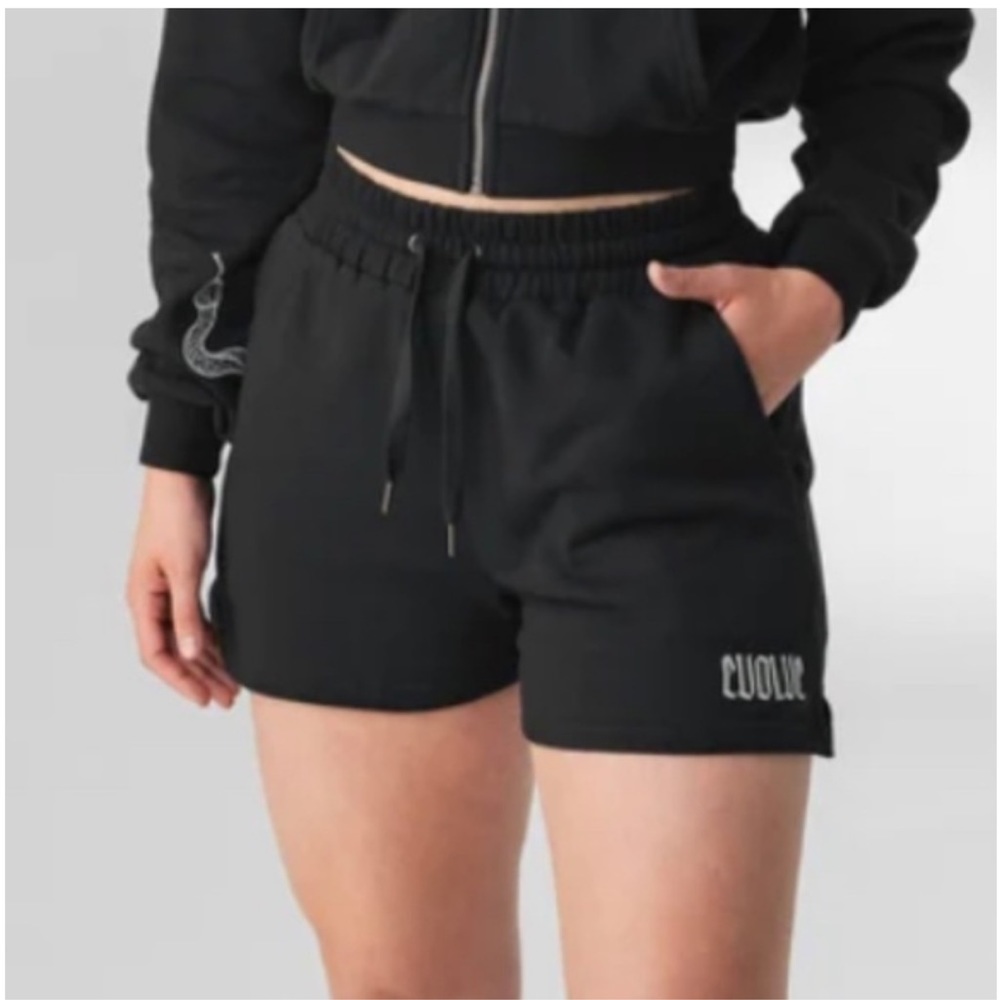 Balance  Athletica Mantra Shorts - XS